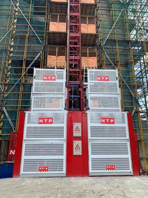 SC200 Passenger Hoist Lift Construction Hoist 2000kg With Dual Or Single Cage